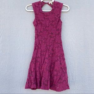 MONTEAU SMALL NWOT Los Angeles Fit and Flare A-line Rose Lace Mini Dress